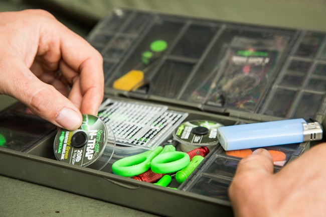 Korda Tacklesafe Rig Box Fishing Tackle Safe Magnetic Storage Case - K –  hobbyhomeuk